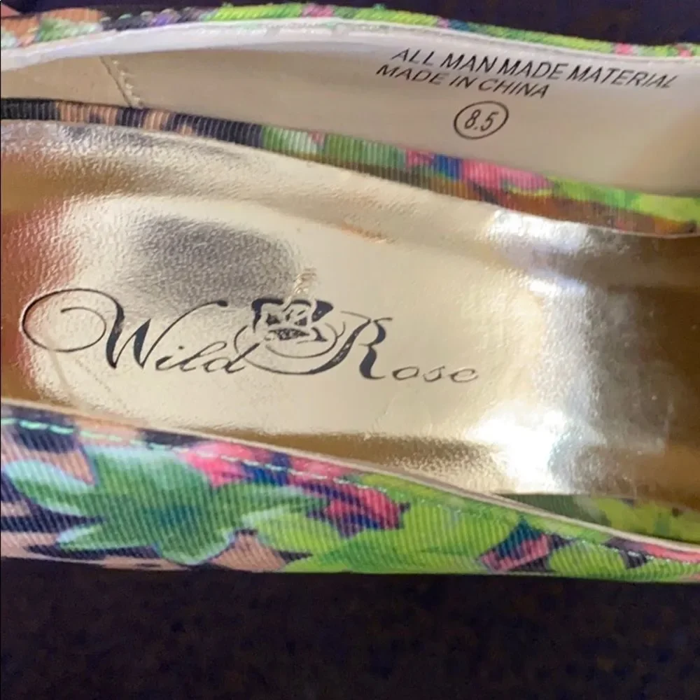 Wild Rose Women’s Platform Shoes Animal Print & Floral Size 8.5 Trendy Heels